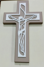 CR FR/045 CROCE IN MDF BICOLORE CON CRISTO LASERATO cm 28x17 CIRCA