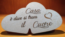 QD HM/001 NUVOLETTA FINITURA TORTORA cm 23x14 CIRCA "CASA E' DOVE SI TROVA IL CUORE"
